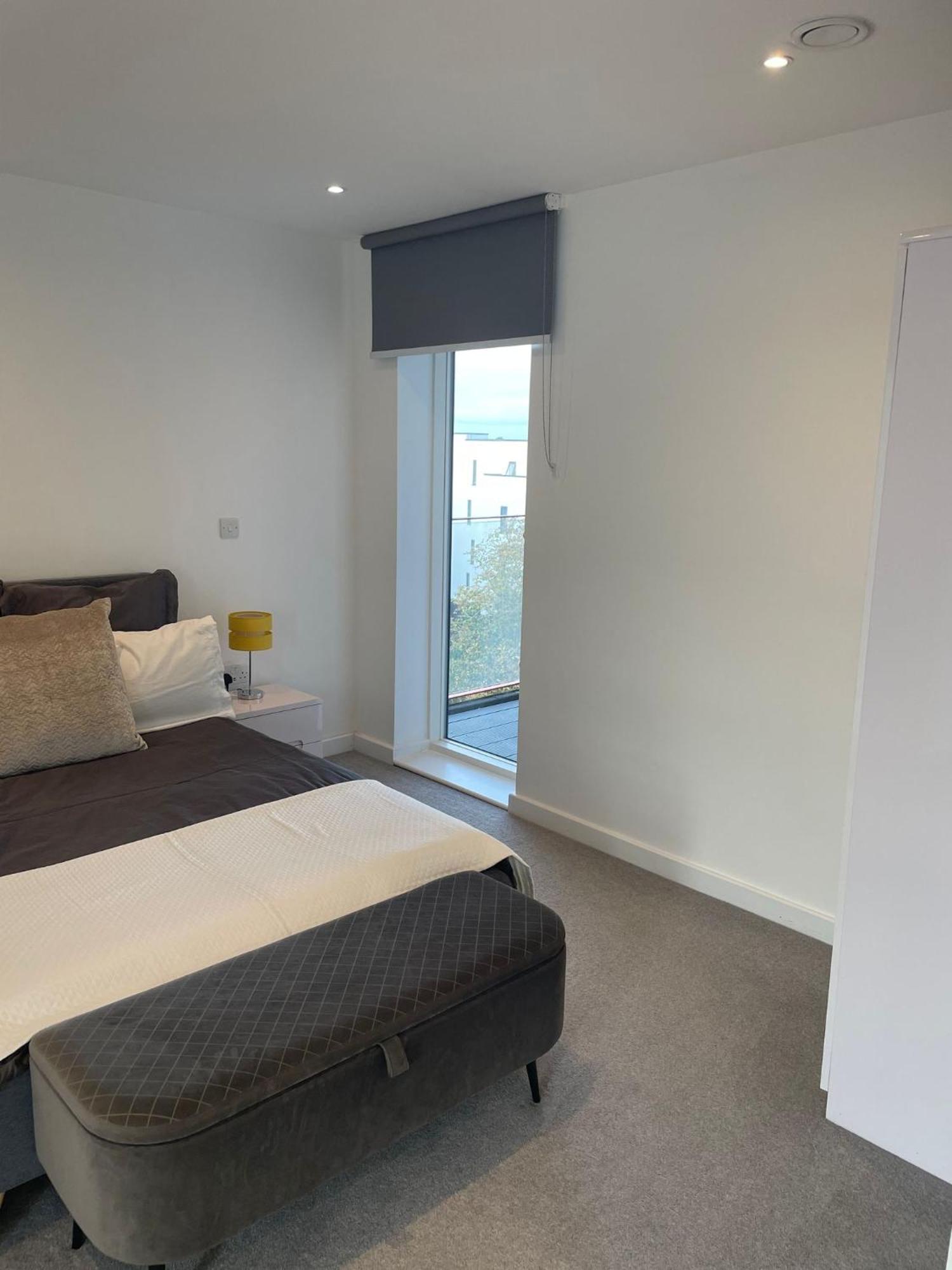 Malixa Uk Apartment Кройдон Екстериор снимка